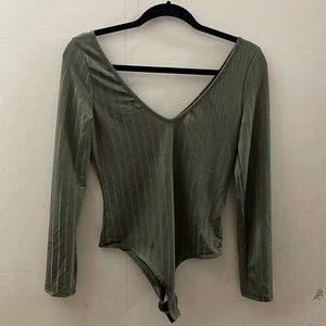 Brand New NO tags fashion Nova one piece bodysuit green long sleeve shirt size L